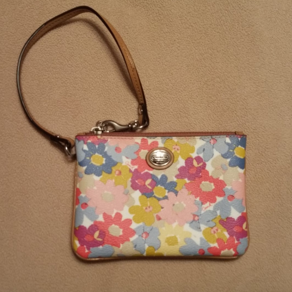 Coach wristlet
